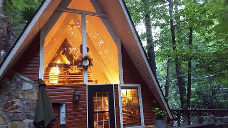 Enjoy Cabin Rentals Buckberry Creek Chalet for a vacation getaway.