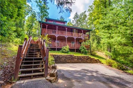 Cabin Rentals Hemlock Manor has all the amenities