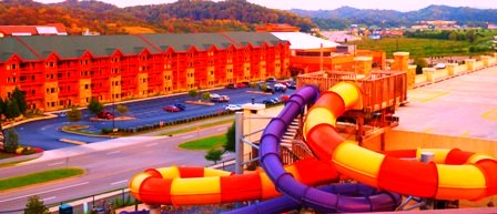 Smoky Mountain Resorts Wilderness At the Smokies offers a gigantic indoor/outdoor waterpark.